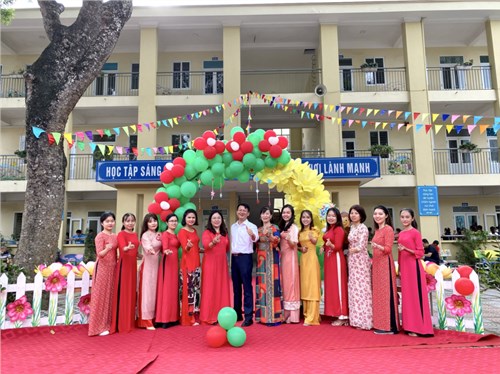 Trường Tiểu học Kim Sơn hân hoan chào đón học sinh lớp 1 năm học 2022-2023